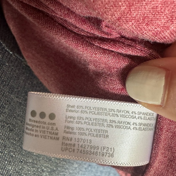 Three Dots Quilted Sweatshirt Jacket - Picture 8 of 9